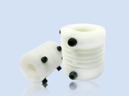 Flexible plastic coupling